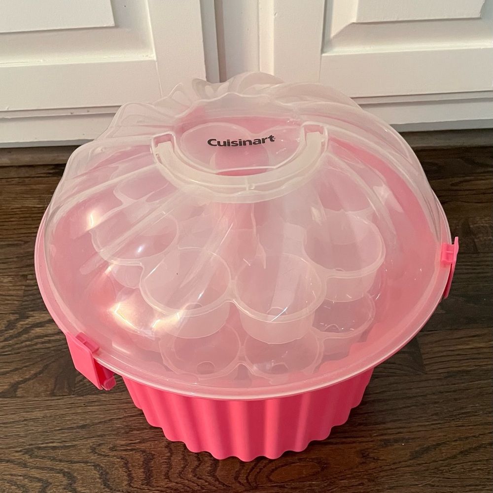 Cuisinart Pink 24 Piece Cupcake Holder with Clear Lid